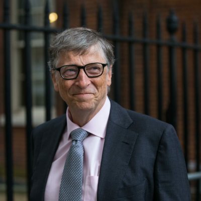 H6C3W9 Bill Gates,multi millionaire,philanthropist and founder of Microsoft,pays a visit to number 11 Downing street,London,UK