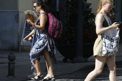 GRANADA, SPAIN - JULY 14: A heat wave hits Spain where temperatures have exceeded 40 degrees, especially in the south of the country as Granada, Spain on July 14, 2023. Alex Camara / Anadolu Agency/ABACAPRESS.COM,Image: 789152887, License: Rights-managed, Restrictions: , Model Release: no