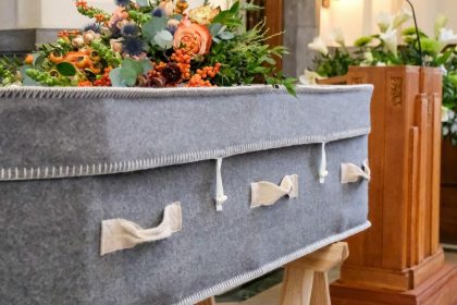 the-good-funeral-guide-2nI_w3qbfJo-unsplash